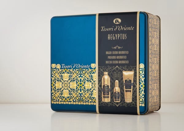 Packaging Christmas